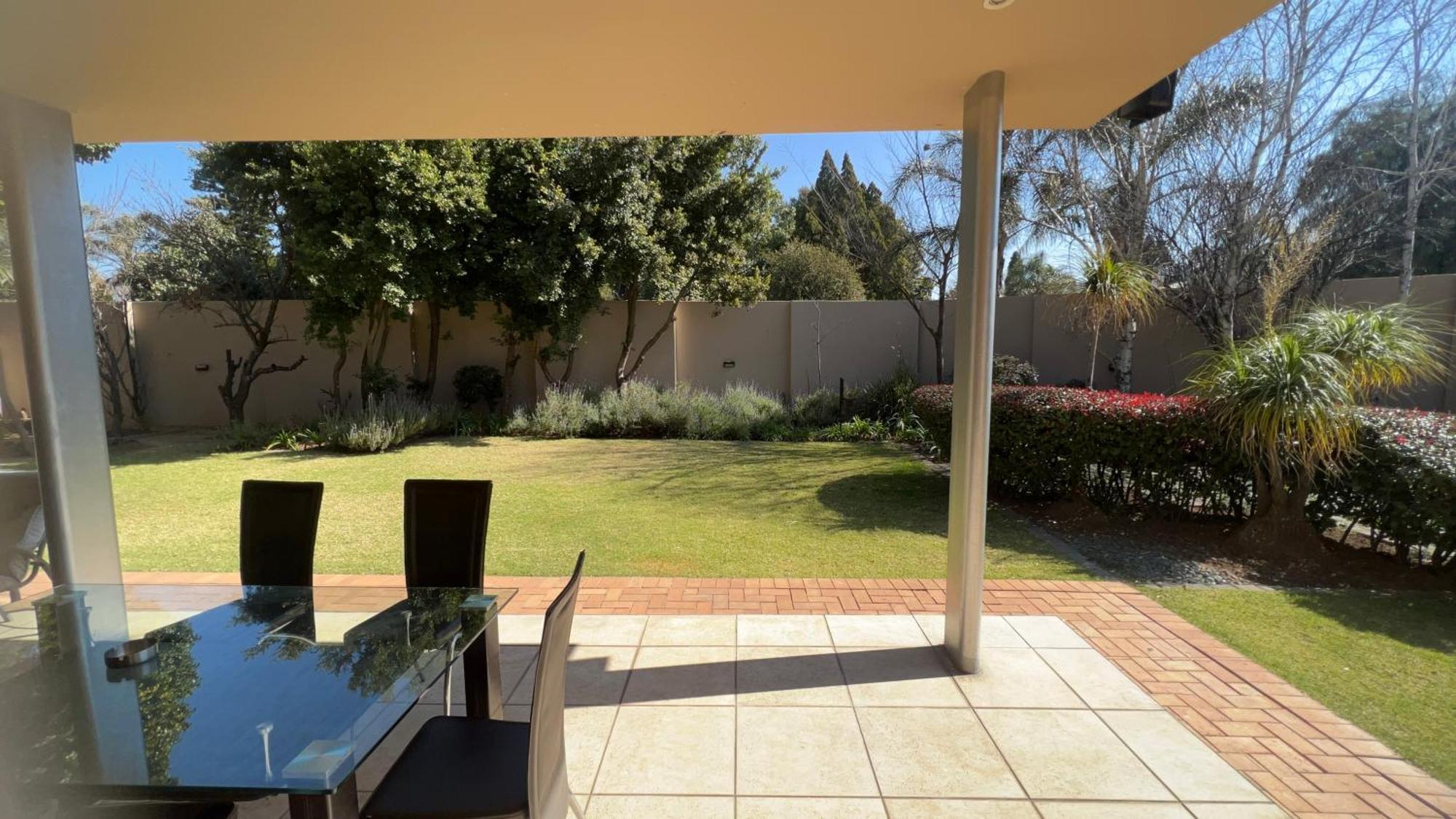 Privatunterkunft Sizanazo - In The Heart Of Northcliff Hill Johannesburg
