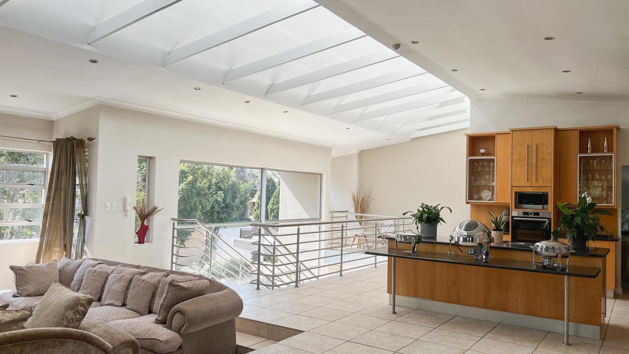 Sizanazo - In The Heart Of Northcliff Hill Privatunterkunft