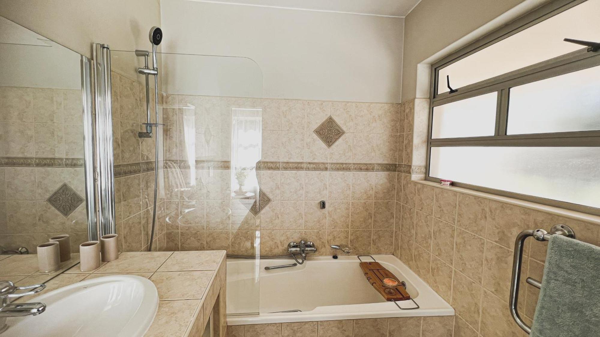 Sizanazo - In The Heart Of Northcliff Hill Privatunterkunft Johannesburg