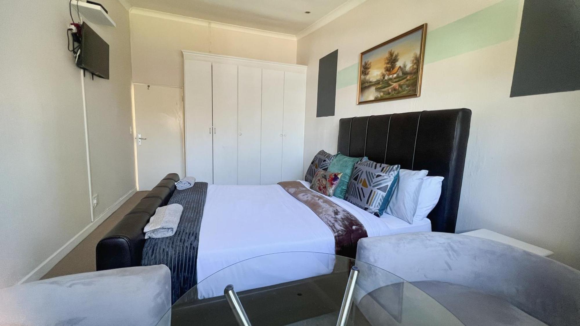 Privatunterkunft Sizanazo - In The Heart Of Northcliff Hill