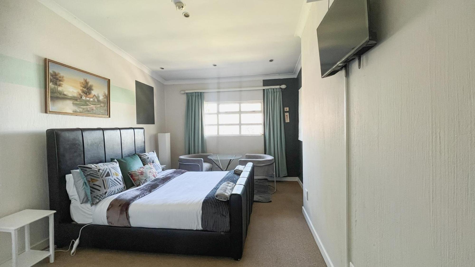 Sizanazo - In The Heart Of Northcliff Hill Privatunterkunft